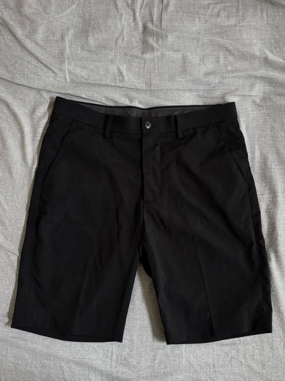 Uniqlo Men's Black Shorts